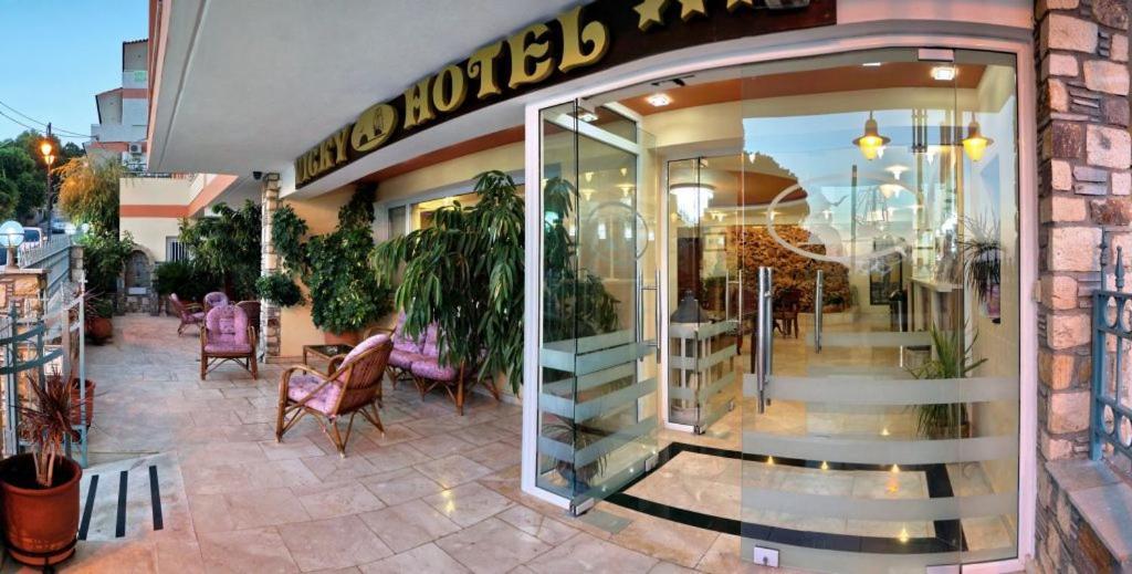 Hotel Vicky II Plomari Exterior photo