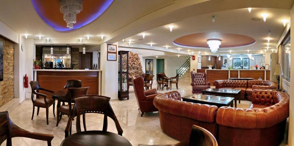 Hotel Vicky II Plomari Exterior photo