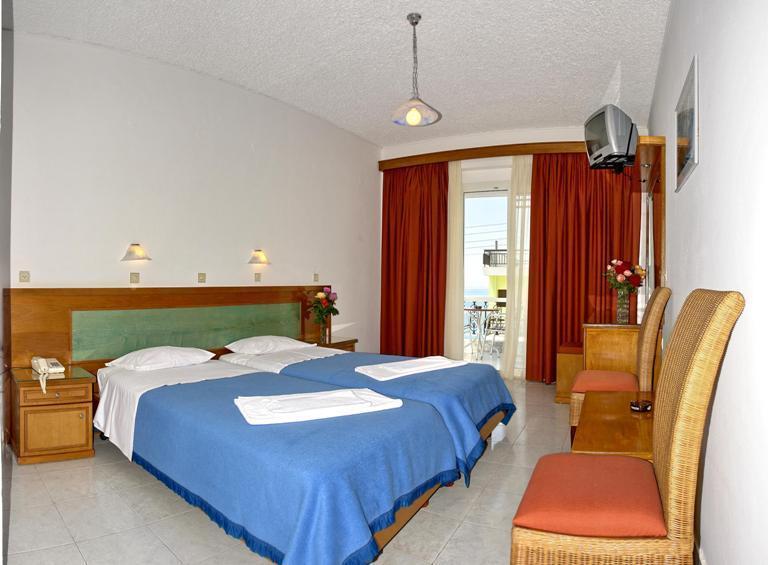 Hotel Vicky II Plomari Room photo